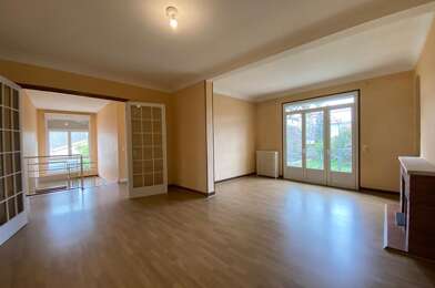 Maison 5 pièces 1033 €