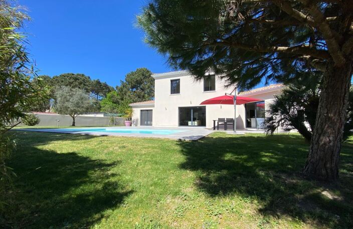 Villa COUP DE COEUR de 2015 de 162 m² avec Garage spacieux de 62 m² et Piscine — photo 3
