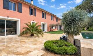 Maison 8 Pièces 308 m² à vendre à Orange (84100)