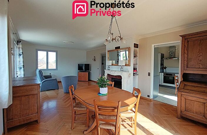 Dans le Dépt 25, proche RECOLOGNE : Belle maison familiale de 193 m2 habitables avec sous-sol complet semi-enterré. Vue panoramique. Terrain piscinable — photo 5