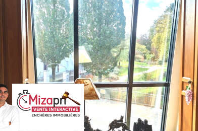 Appartement 6 pièces 343200 €