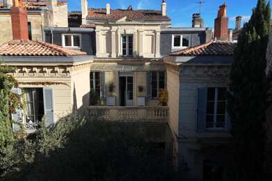 Maison 8 pièces 2048000 €