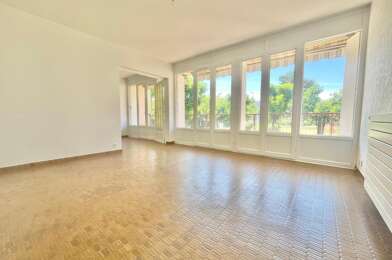Appartement 4 pièces 750 €