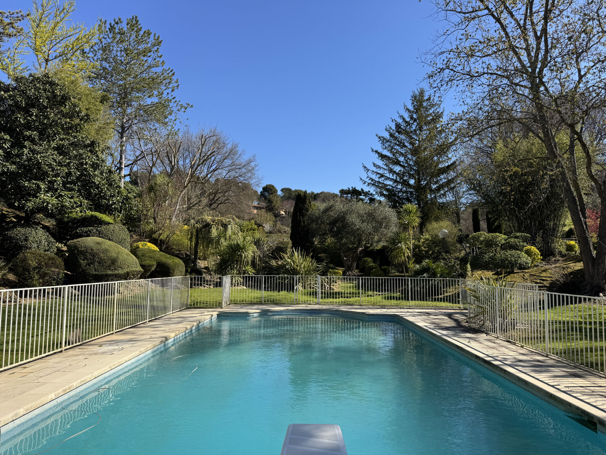 Villa / Maison  T5 à louer Aubagne 13400