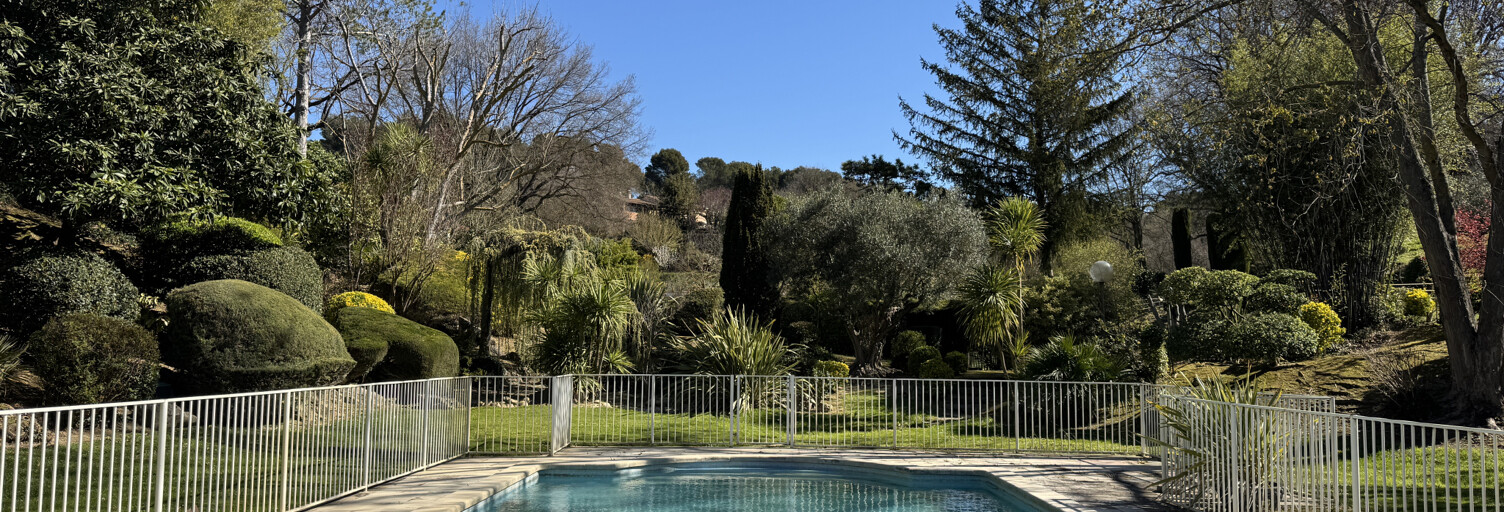 Maison 5 Pièces 167 m² à louer à Aubagne (13400)