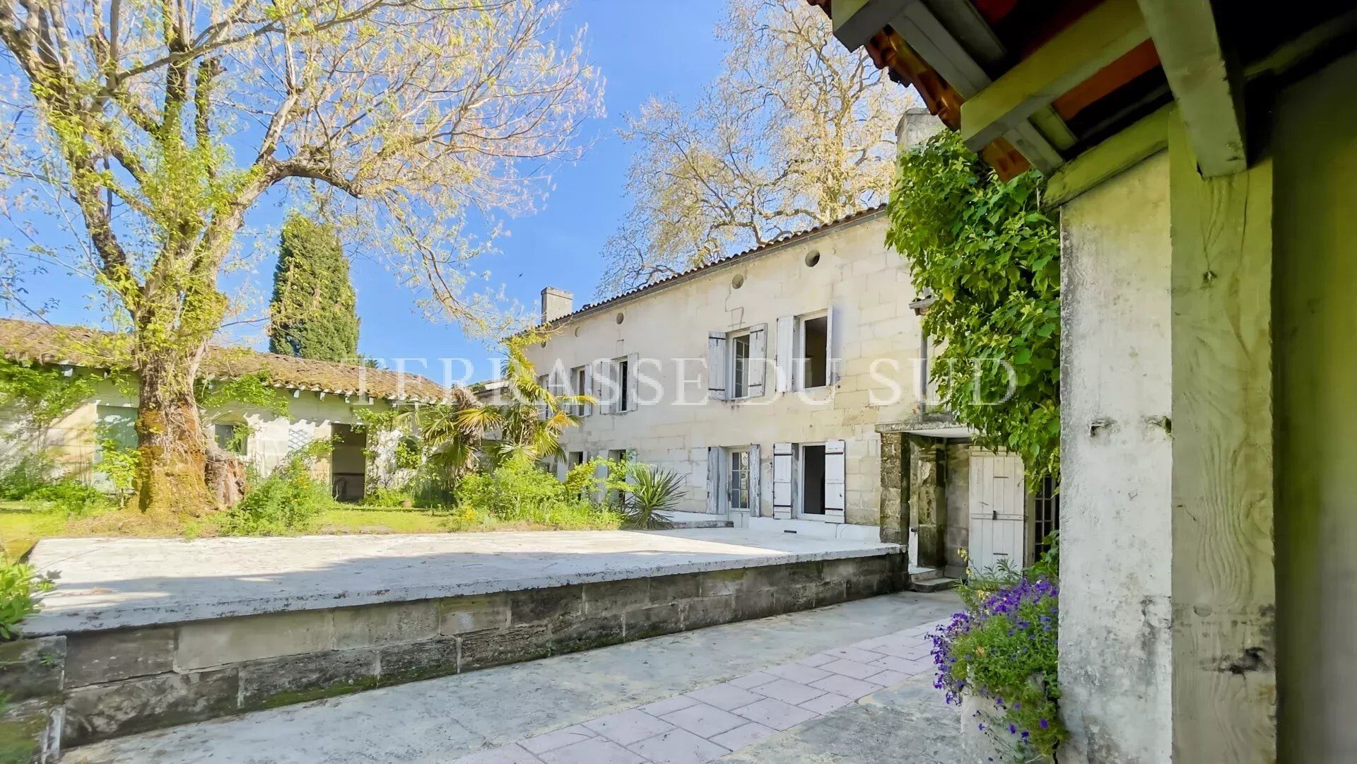 Villa / Maison  T5 à vendre Saint-André-de-Cubzac 33240
