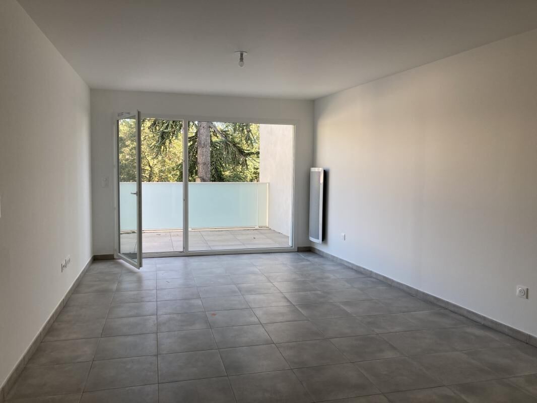 Appartement  T3 à louer Nîmes 30900