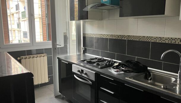 Appartement 4 pièces  à louer Nîmes 30000