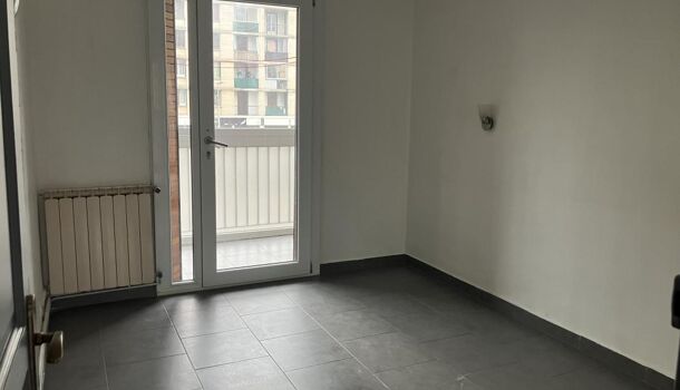 Appartement 4 pièces  à louer Nîmes 30000