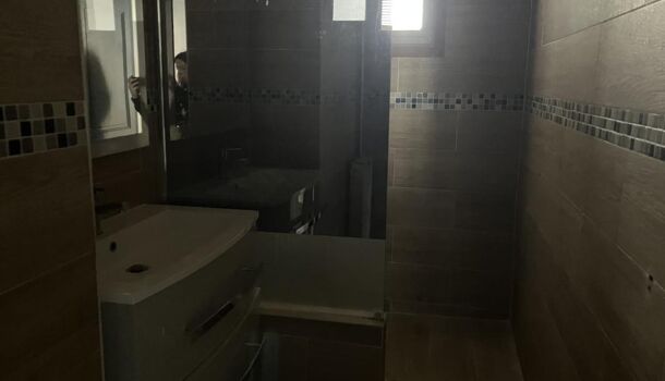 Appartement 4 pièces  à louer Nîmes 30000