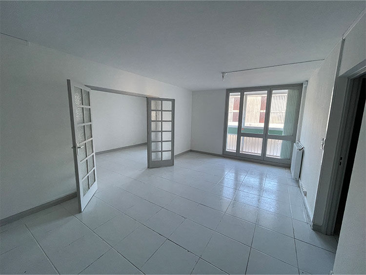 Appartement  T4 à louer Nîmes 30900