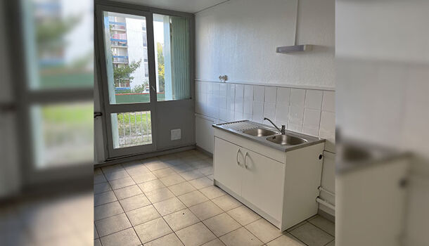 Appartement 4 pièces  à louer Nîmes 30900