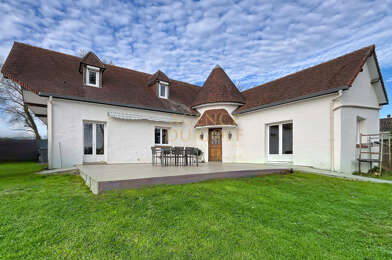 Maison 5 pièces 495800 €