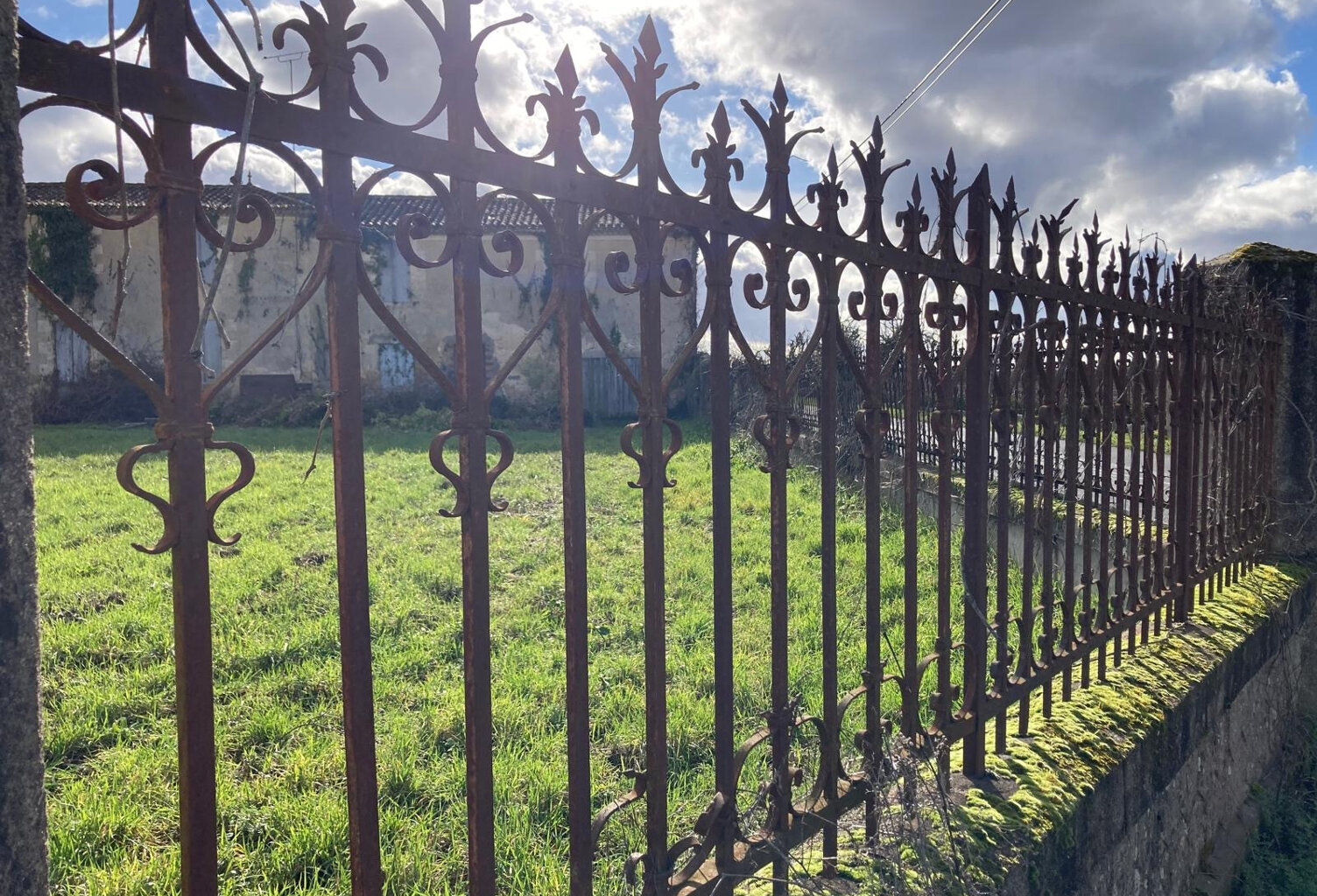 Propriété de carractère de 190 m2 et grandes dépendances à r — photo 1