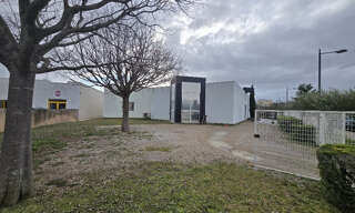 Commerce  500 m² à louer à Saint-André-de-Sangonis (34725)