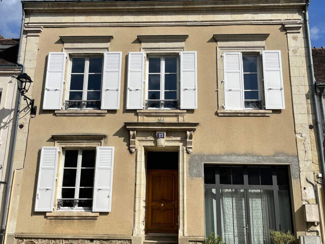 A 5 mn du centre ville de Nogent le Rotrou, dans une rue cal — photo du bien