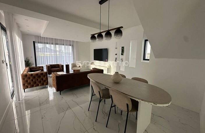 MAISON INDIVIDUELLE CONTEMPORAINE - 131m² - VIVABLE DE PLAIN PIED -  5 PIECES - SAINT JEAN DU CARDONNAY — photo 3
