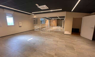 Commerce  190 m² à louer à Vertou (44120)