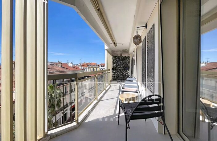 CANNES 'Banane' au calme — photo 3