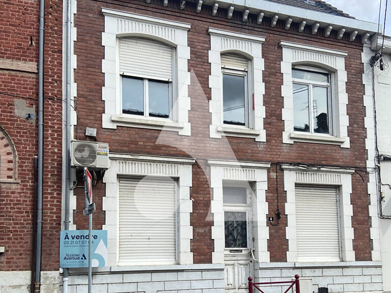 Hyper centre de Vitry en Artois, maison à rénover — photo 1