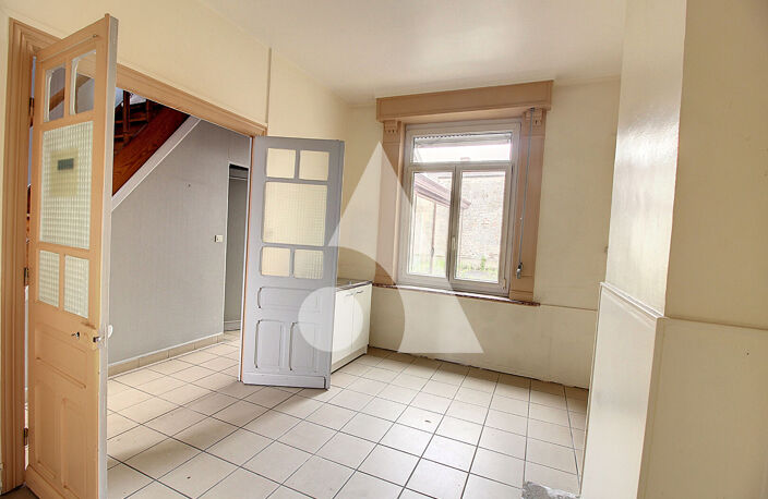 Hyper centre de Vitry en Artois, maison à rénover — photo 5