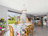 Maison 5 chambres + GARAGES + terrain - DPE A — photo 4