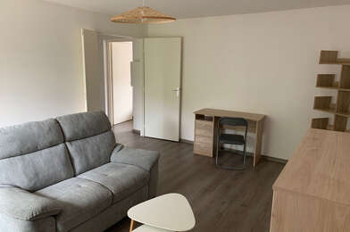 Appartement 2 pièces 743 €