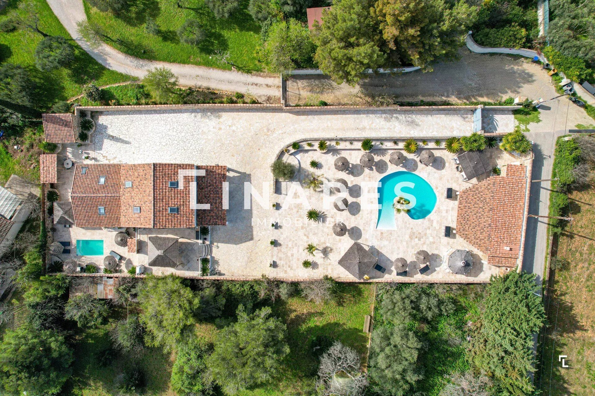 Villa / Maison  T8 à vendre Marseille 13eme 13013