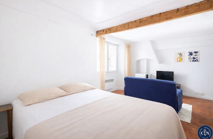 Studio de charme – Vieux Nice – Calme & fort potentiel locatif — photo 3