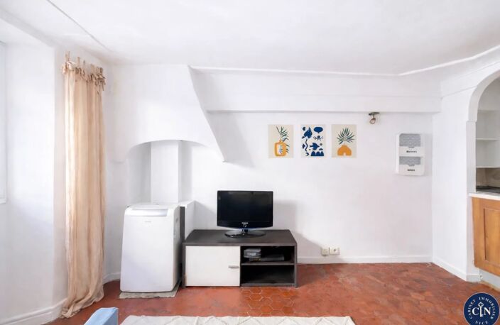 Studio de charme – Vieux Nice – Calme & fort potentiel locatif — photo 4