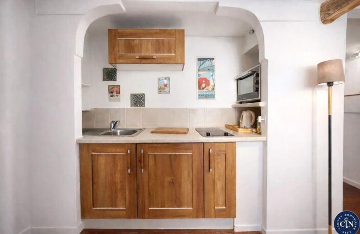 Studio de charme – Vieux Nice – Calme & fort potentiel locatif — photo 5