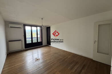 Appartement 3 pièces 841 €