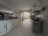 Immeuble avec 2 locataires et une maison — photo 3