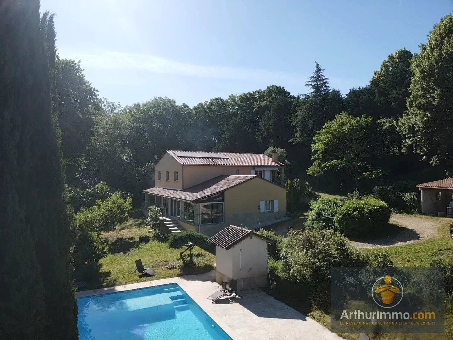 Maison 8 pièces 232 m² · à Le Buisson-de-Cadouin · 232 m² · 399 000 €