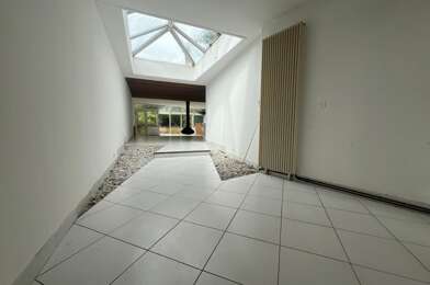 Maison 17 pièces 120000 €