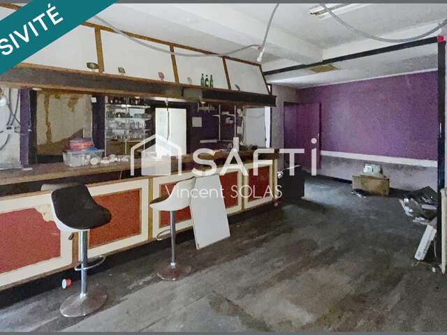 Exclusivité - Immeuble Commercial à Rénover en Habitation - 185m² - à CHAMPS ST PERE — photo du bien