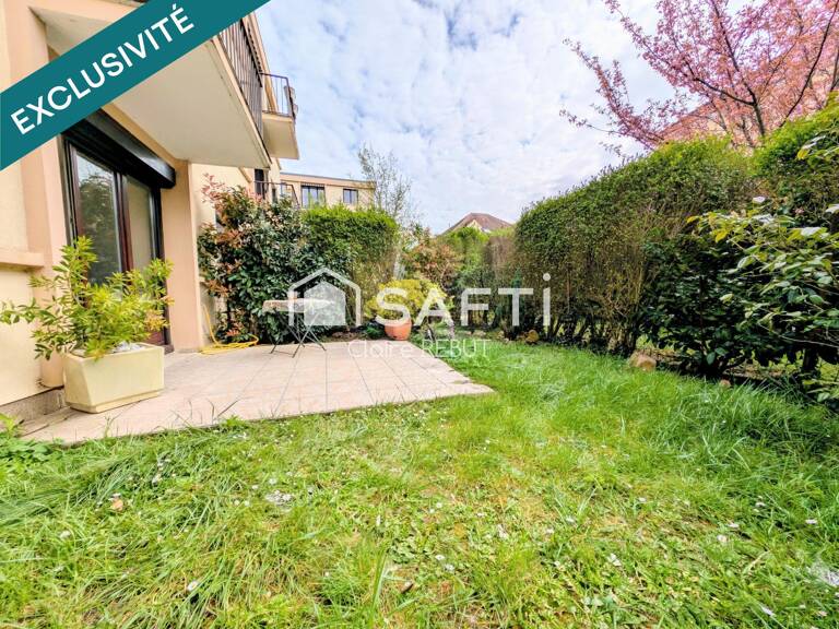Beau F3, 61m2 en rez de jardin secteur Sévigné — photo 1