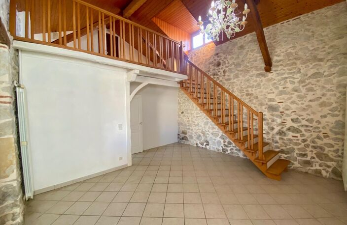 MAISON EN PIERRE,PISCINE,DOUBLE GARAGE SUR 1195 M2 — photo 5