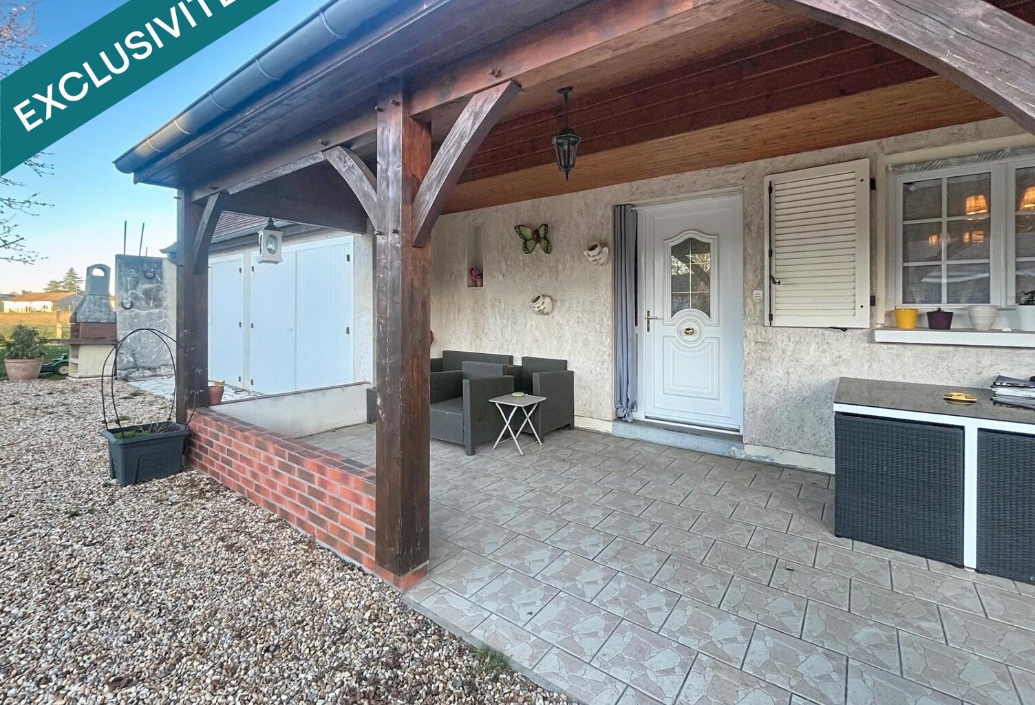 Maison en centre-bourg — photo 1