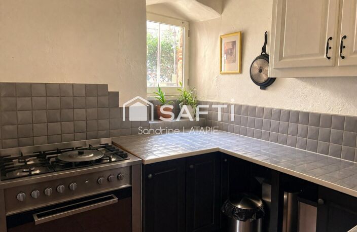 Maison de village sur 3 niveaux avec jardinet — photo 3