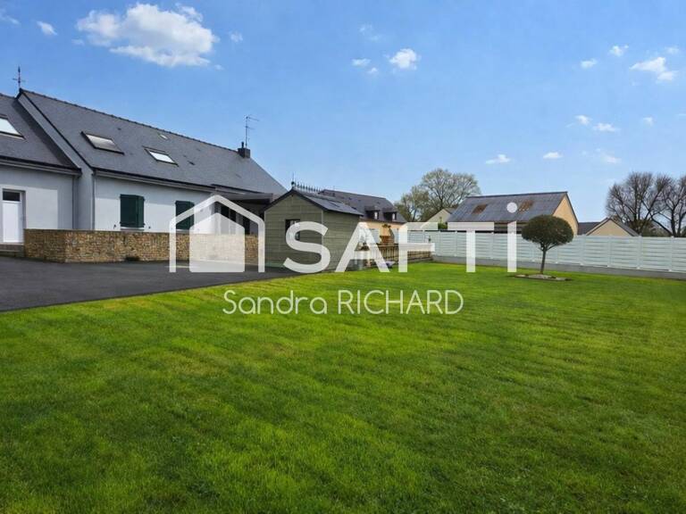 Plus de 140 m² habitables + Dépendances — photo 1