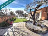 Villa avec piscine, jacuzzi, jardin et garage. — photo 4