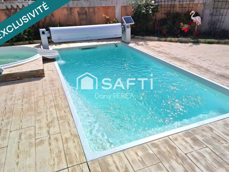 Villa avec piscine, jacuzzi, jardin et garage. — photo 1