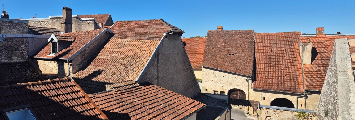 Appartement 5 Pièces 114 m² à vendre à Marnay (70150)