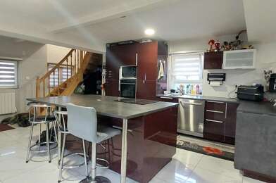 Maison 4 pièces 299250 €