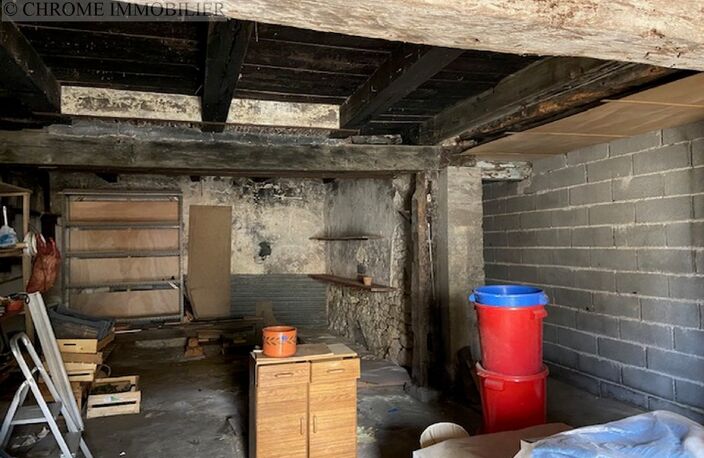 Immeuble en pierre - à rénover — photo 4