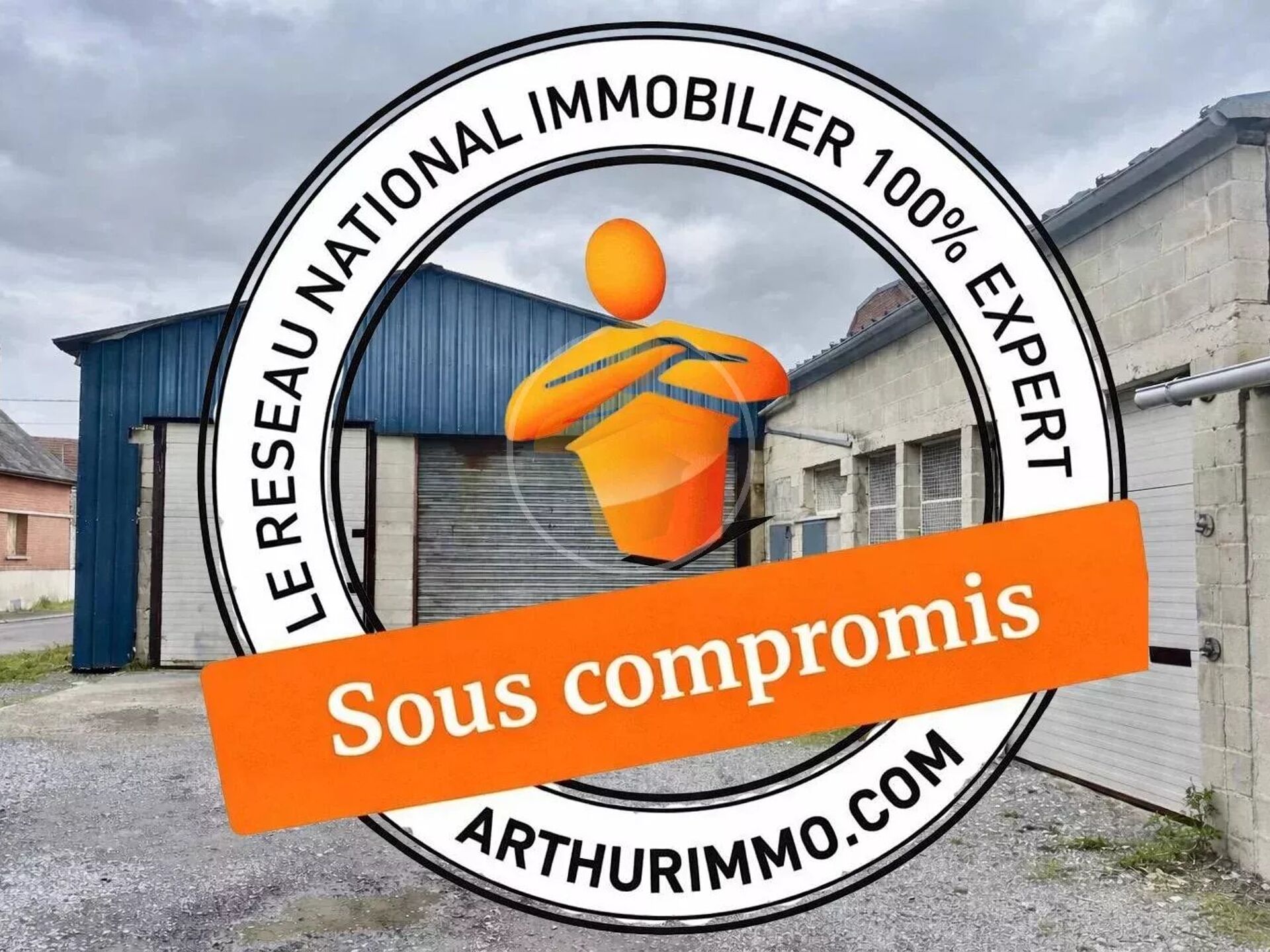 Parking 1 pièce 360 m² · à Tergnier · 360 m² · 65 000 €