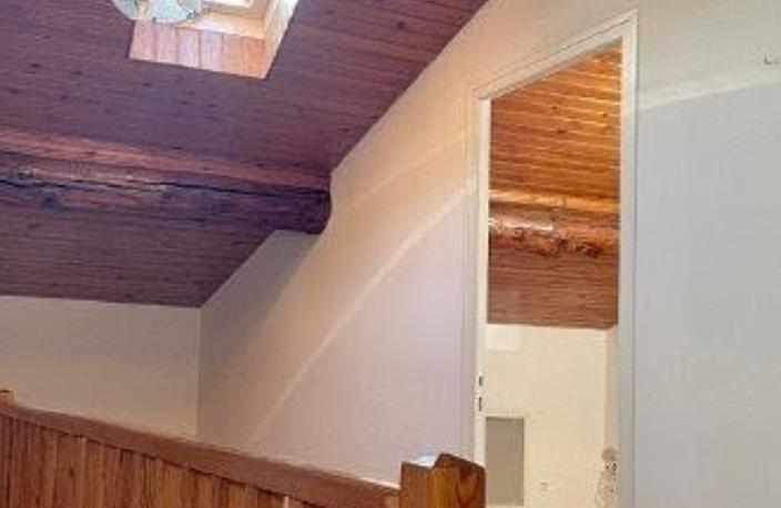 Maison de ville 80m² R+2 – Nîmes centre – Garage + Cour intérieure – 232 000€ (honoraires inclus) — photo 4