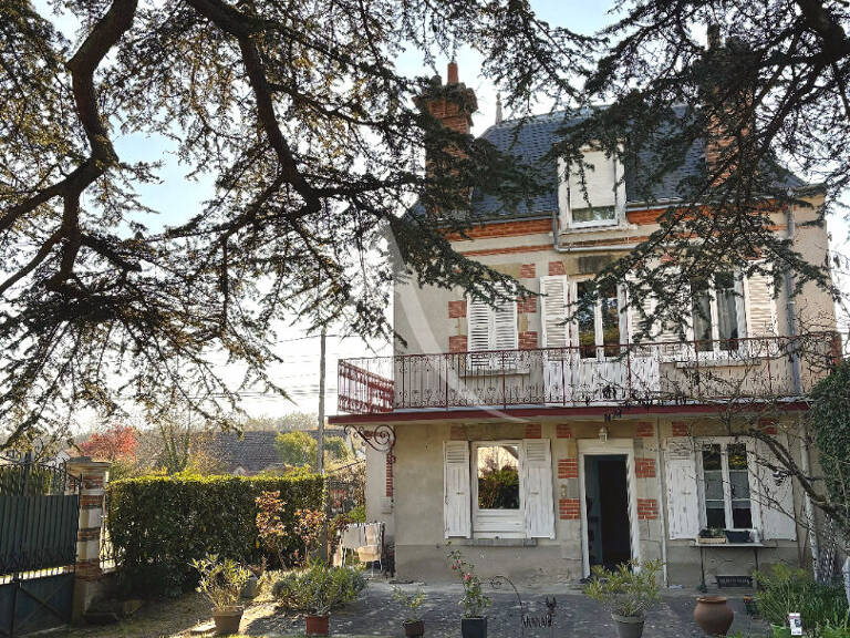 Maison 180 m² - 5 chambres — photo 1