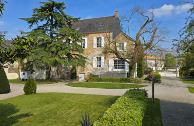 PROPRIÉTÉ 9 PIECES - 274M² À VENDRE À BELLEVIGNY — photo du bien